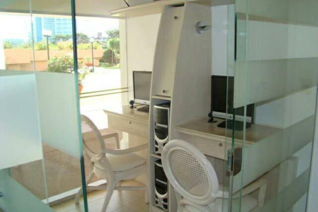 Long Beach, Parada 3 *